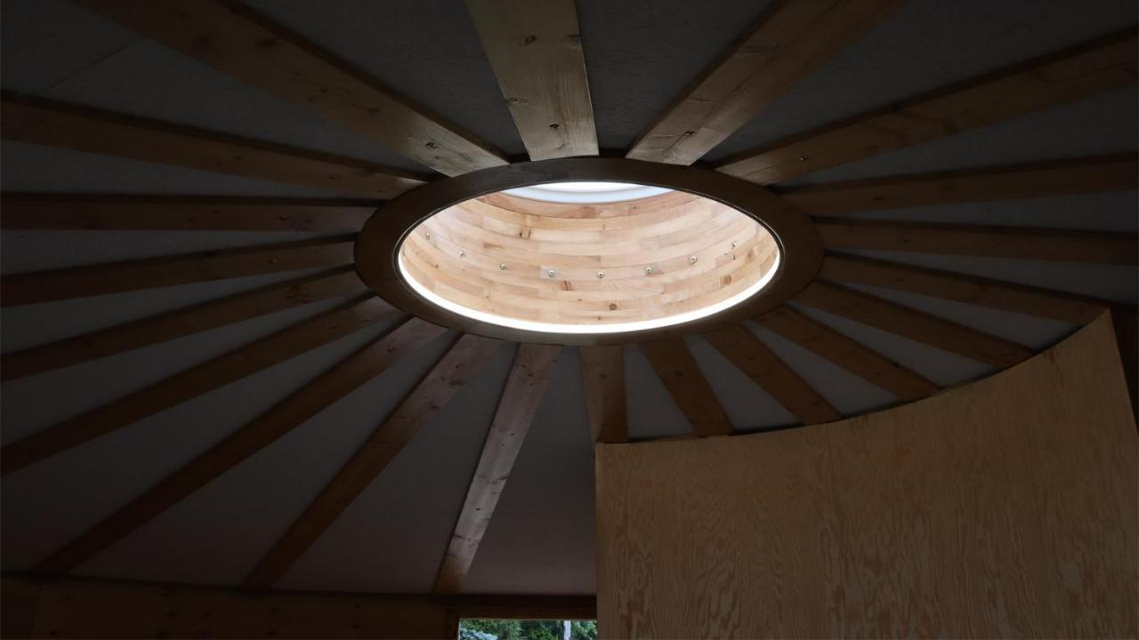 Glamp V Hluboké - Yurts and Wooden Houses Vsetín Exterior foto